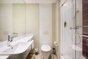 Premier Inn Frankfurt City Europaviertel - Salle de bain