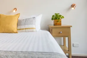 Fox on the Run - Motel Kilmore - Room