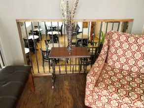 FairBridge Inn - Coeur d'Alene - Lobby sitting area