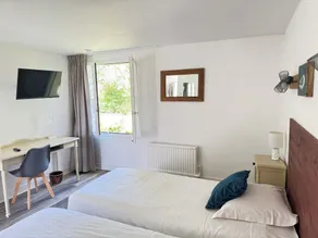 Logis Hôtel La Demeure du Perron - Habitación