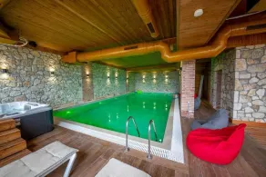Aerial Hotel & Spa - Pool