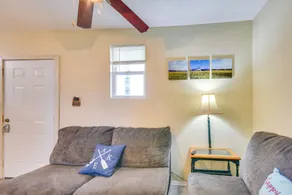 Pool & Fishing Access: Apt Near Mark Twain Lake - Interiør