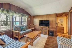 Private Community Beach! Family Cabin in Ludington - Interiør