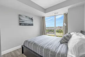 Waterfront Studio at Fort York Walk to the Lake - Room