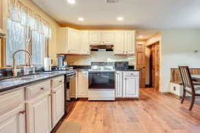 Finger Lakes Retreat: Cohocton Cabin on 25 Acres! - Innvendig