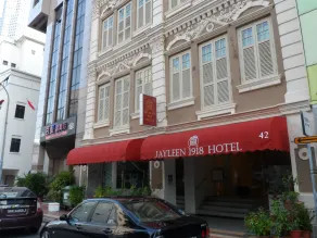 Jayleen 1918 - Lobby