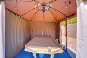 Backyard Billiards & Bbq! Surprise Desert Stay - Innenbereich