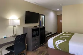AmericInn by Wyndham Fort Atkinson - Værelse