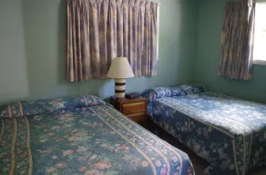 Dogtooth Lake Resort - Chambre