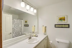 La Petit Maison - Lakefront Oshkosh Home! - Interiør