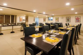 Way Inns Sravya Residency - Restaurant