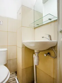 OYO 3420 Alex Hostel - Bathroom