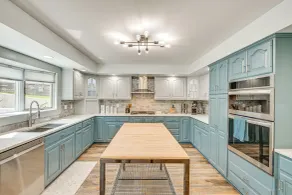 Indoor Hot Tub: Large Family Haven on Sylvan Lake - Innenbereich