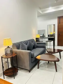 Royal Studio Golf Course Road - Chambre