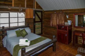 Khululeka Bushveld Guest Farm - Zimmer