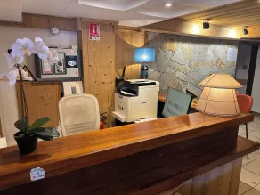 Hôtel le Cairn - Réception