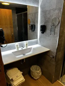 Hotel Santa Bàrbara De La Vall D'ordino - Badeværelse