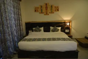Van Vihar Resort - Room