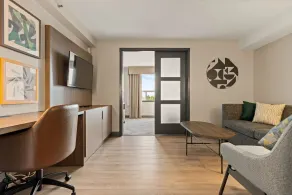 Holiday Inn Hotel & Suites London by IHG - Zimmer