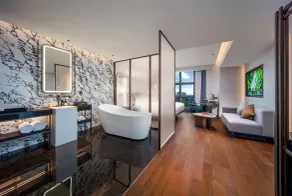 Healing Mind International Hotel Panyu Square Metro Station Branch - Free Deliver Service to Guangzhou Baiyun International Airport & Free Shuttle Bus to Canton Fair Complex During Canton Fair Period - Zimmer