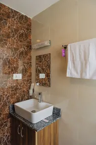 Hotel Royal Airport - Bathroom