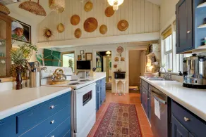 Gorgeous Victorian-Style House w/ Hilltop Pool! - Interiør