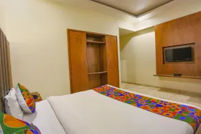 SoonStay Hotel Surya - Room