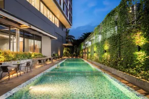 Mercure Jakarta Grogol - Pool