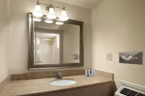 Travelodge by Wyndham Holbrook - Salle de bain