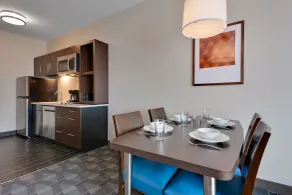 TownePlace Suites by Marriott Detroit Allen Park - Chambre