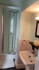 Meadows Way Guest House - Bad