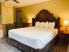 Sylvan Valley Lodge and Cellars - Room
