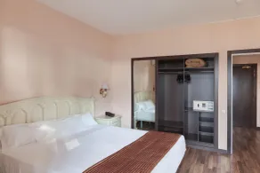 Hotel Roger de Flor Palace - Habitación