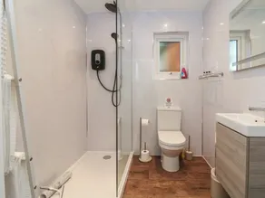 Fern - Badezimmer