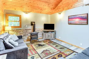 Sauna + Deck: Wooded Cabin on Lake Vermilion! - Innenbereich