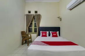 Hotel O Villa Inn App Trawas Bintaro Syariah - Chambre