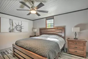 Modern Central Apartment w/ BBQ Patio & Yard! - Room