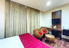 GeeKay Millenniaa - Room