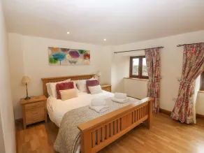 Cowslip Barn - Room