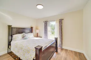 Sunny Palm Bay Home w/ Screened Porch Near Beaches - Chambre