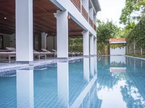 Vinh Hung Old Town Hotel - Piscine