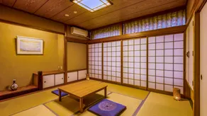 TAOYA Shirahama Senjyo - Camera
