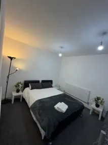 Seabreeze Suits Bournemouth - Room