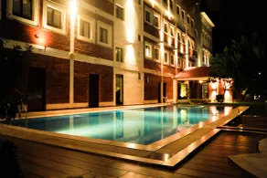 HOTEL ANNAPURNA - Piscine