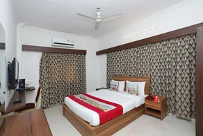 OYO 10671 Hotel Sai Prem - Quarto