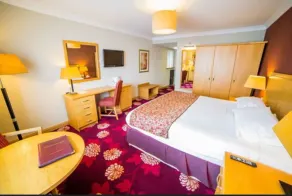 Curran Court Hotel - Habitación