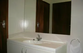 Mouille Grange Apartments - Salle de bain