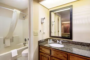 Quality Inn Thomaston - Badeværelse