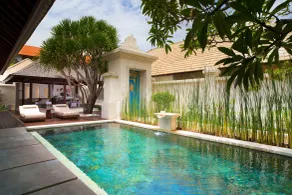 The Royal Santrian - Pool