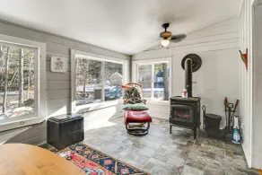 Center Ossipee Cabin w/ Game Room & Fire Pit! - Interiør